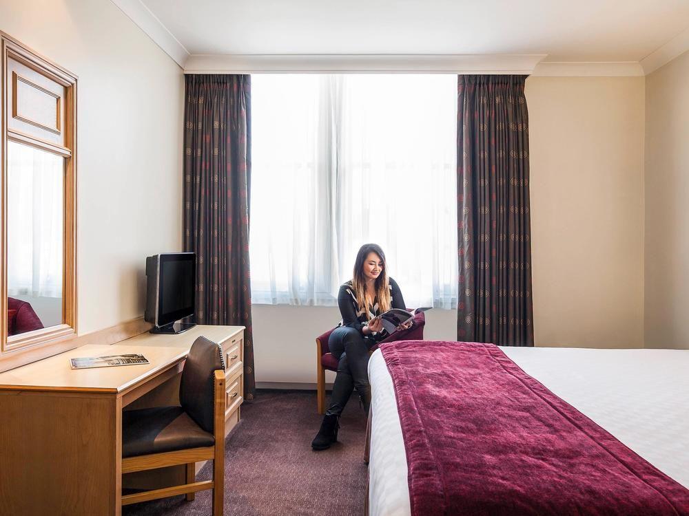 Hotel Rougemont By Sunday 4*