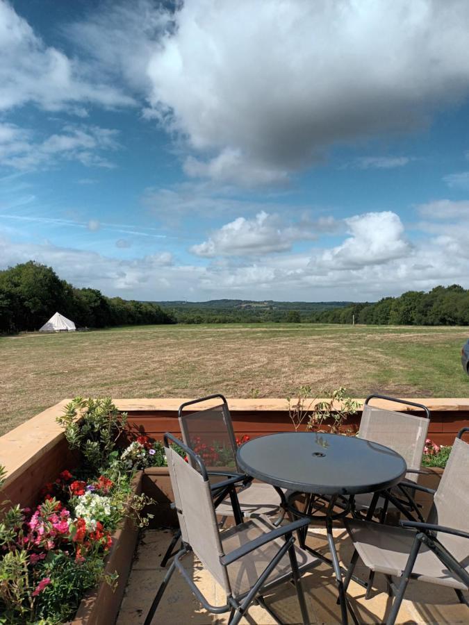 Converted French Bus With Stunning Views Apartment Exeter