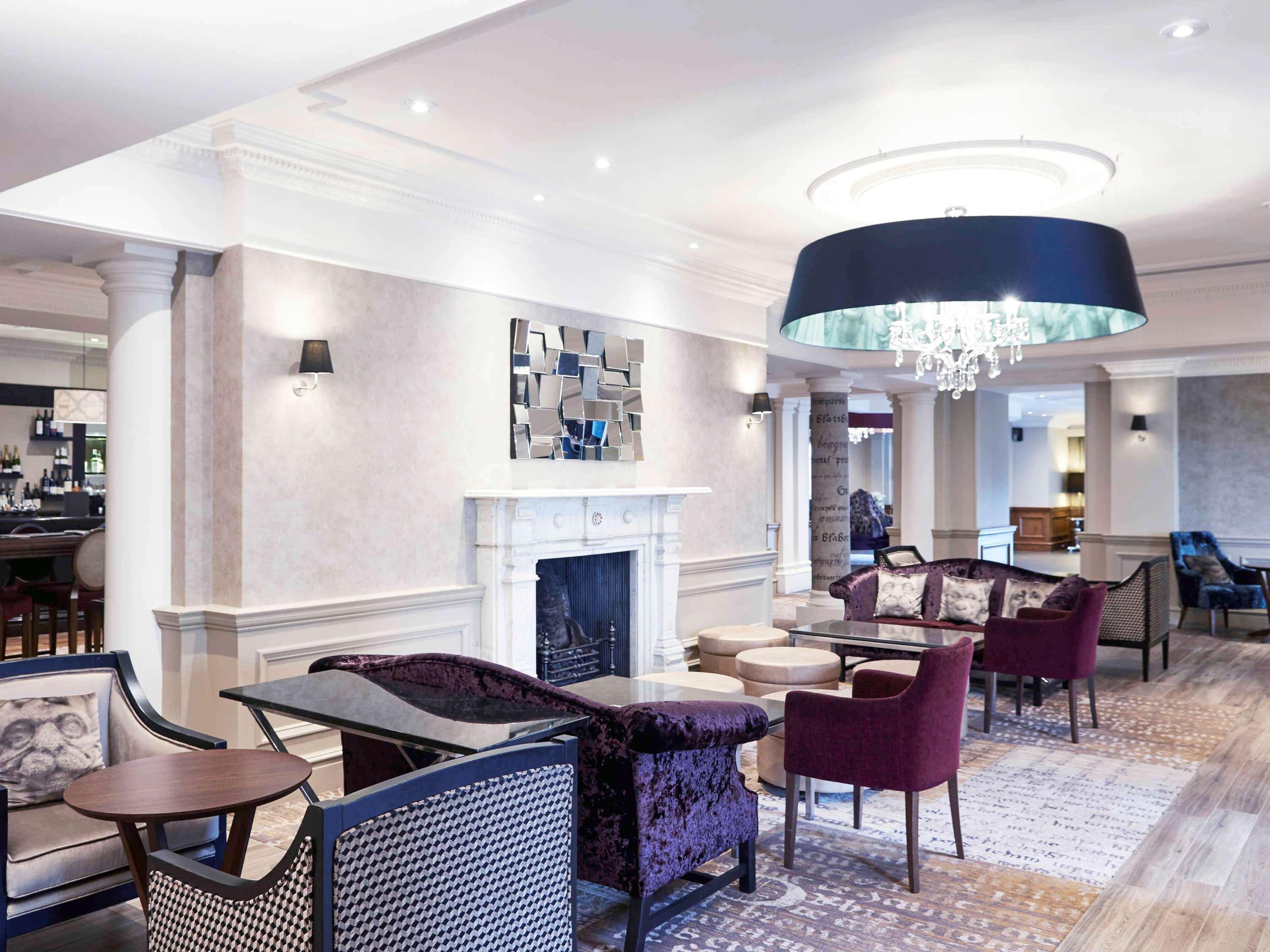 Mercure Southgate Hotel 4*