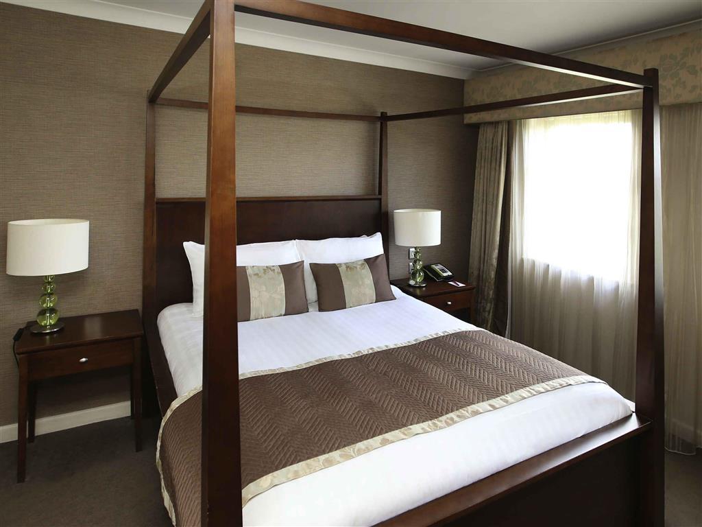 Mercure Southgate