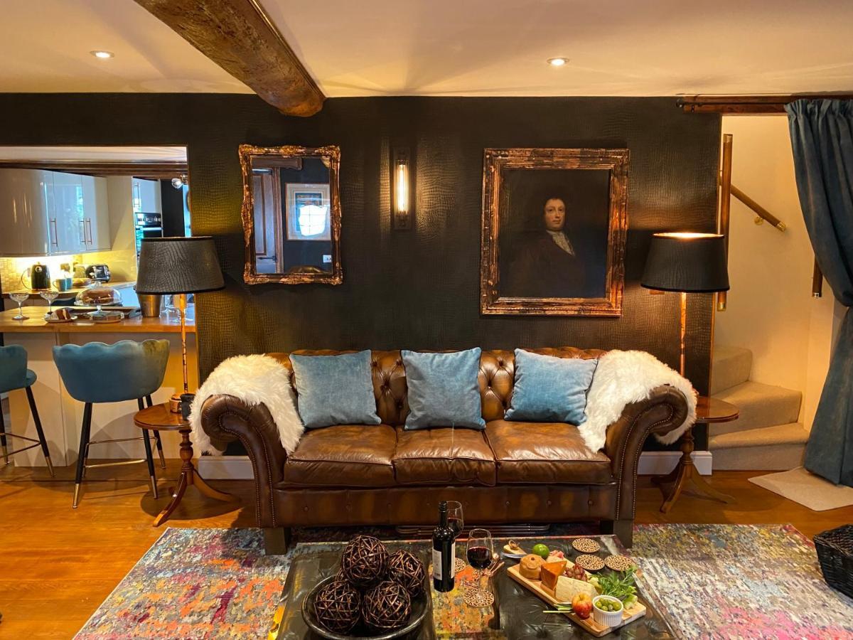Cramwell Cottage, The Ley Arms Exeter
