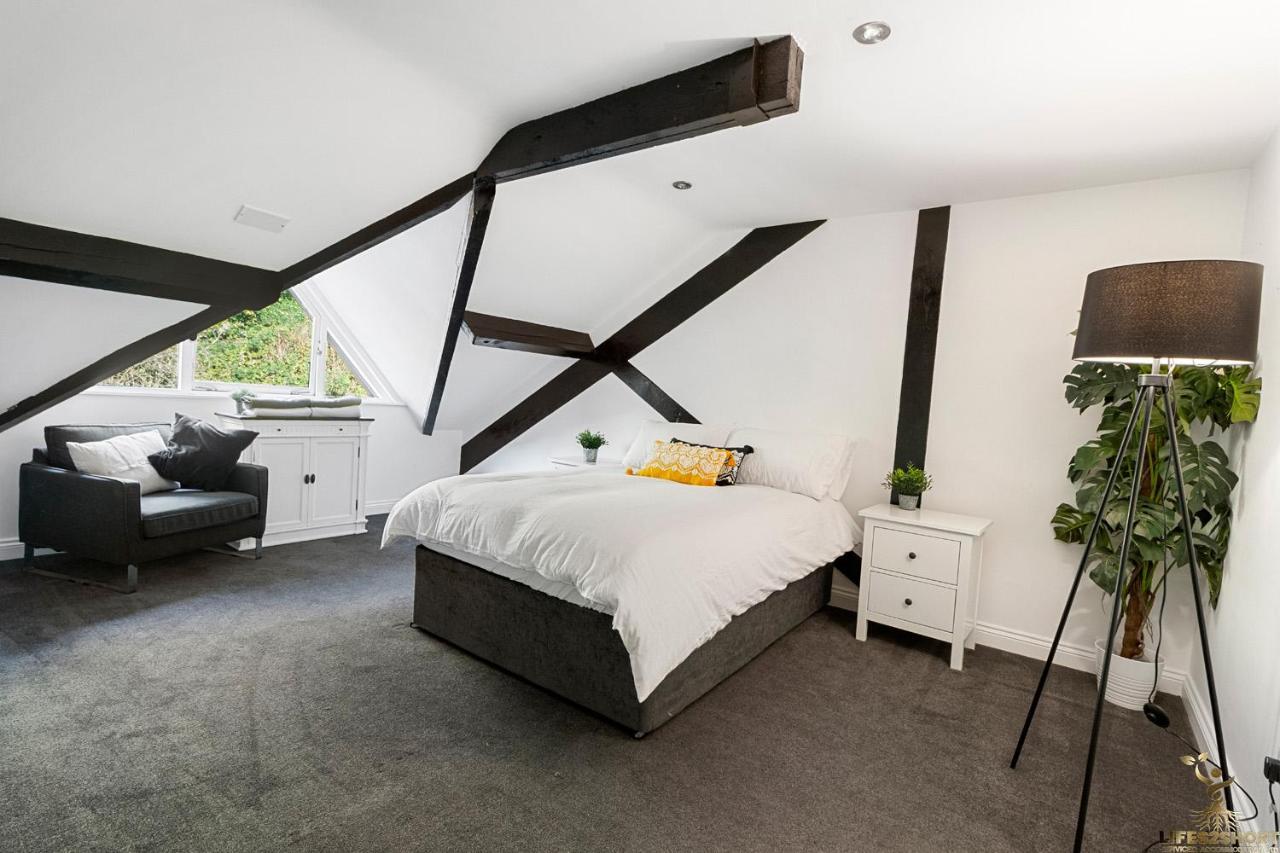 3a St Anne's Well Brewery Centre, Parking * Exeter