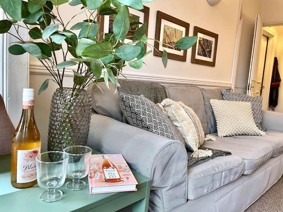 Nomi Homes*exeter*city*centre*uni*chiefs*beaches *