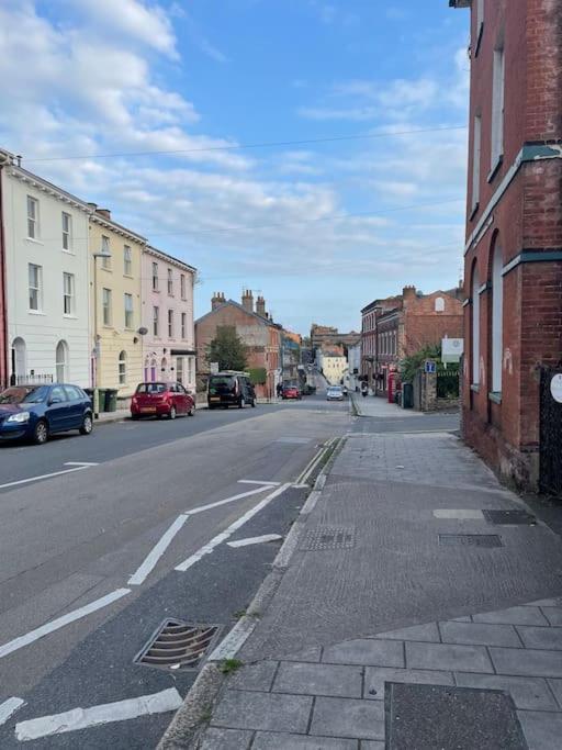 Nomi Homes*exeter*city*centre*uni*chiefs*beaches * Exeter