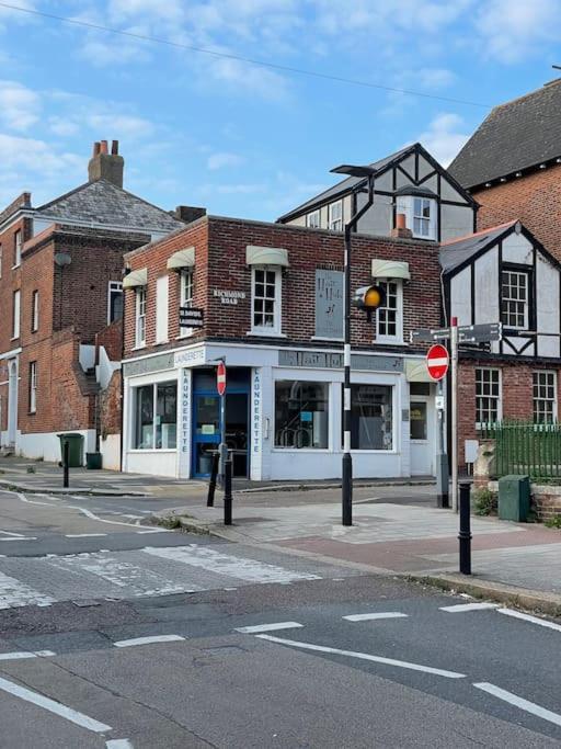 Nomi Homes*exeter*city*centre*uni*chiefs*beaches Exeter