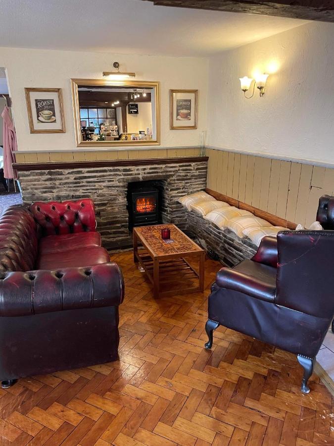 Stowey Arms Acomodação com café da manhã 