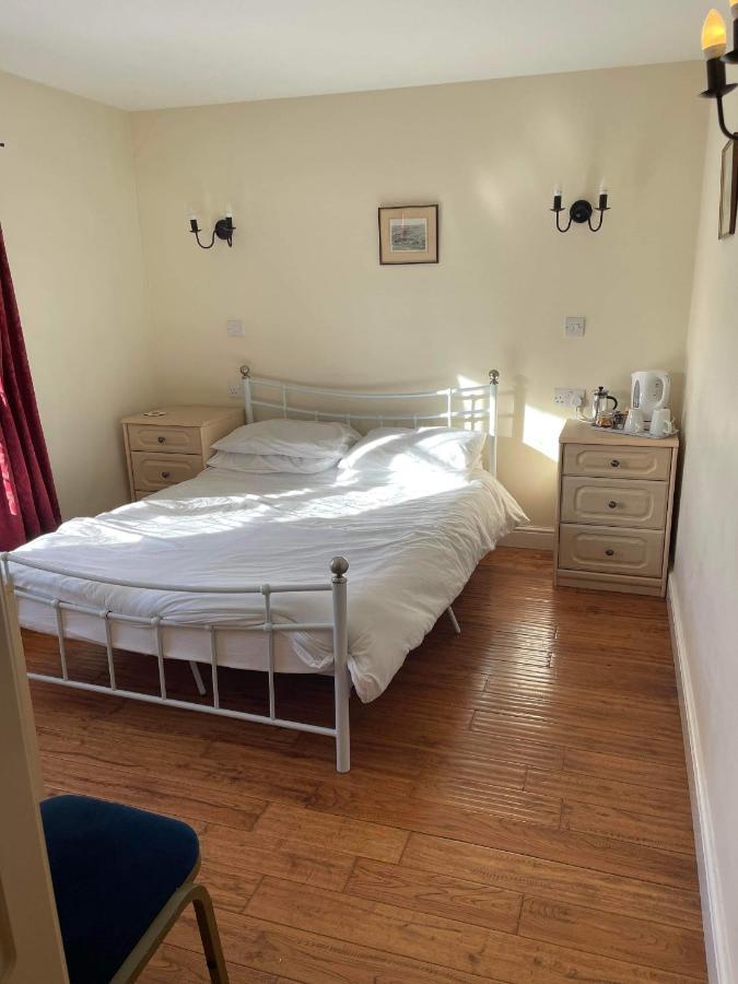 Stowey Arms Acomodação com café da manhã 
