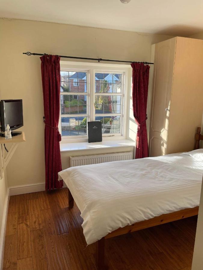 Stowey Arms Acomodação com café da manhã  Exeter