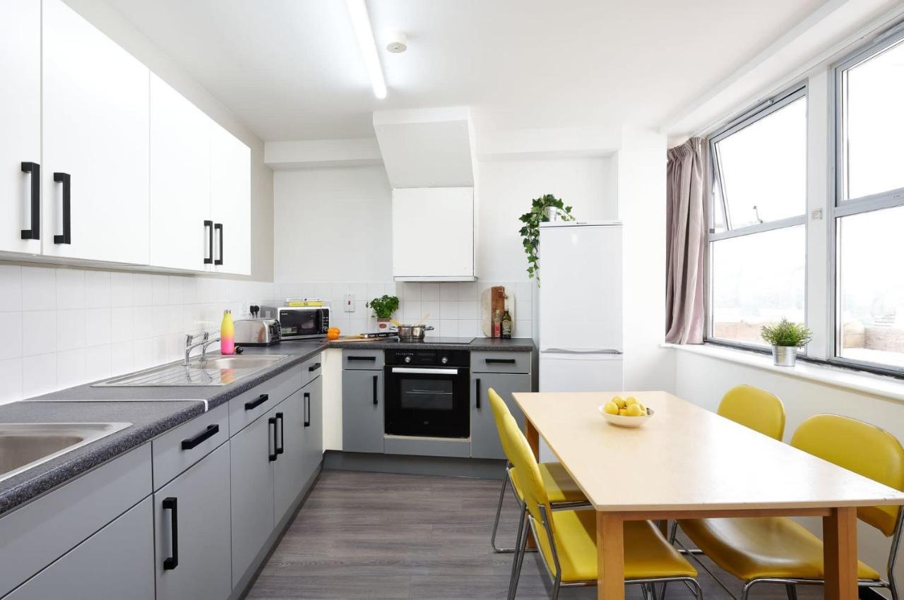 For Students Only Trendy Non-ensuite At Northernhay House In Hostel