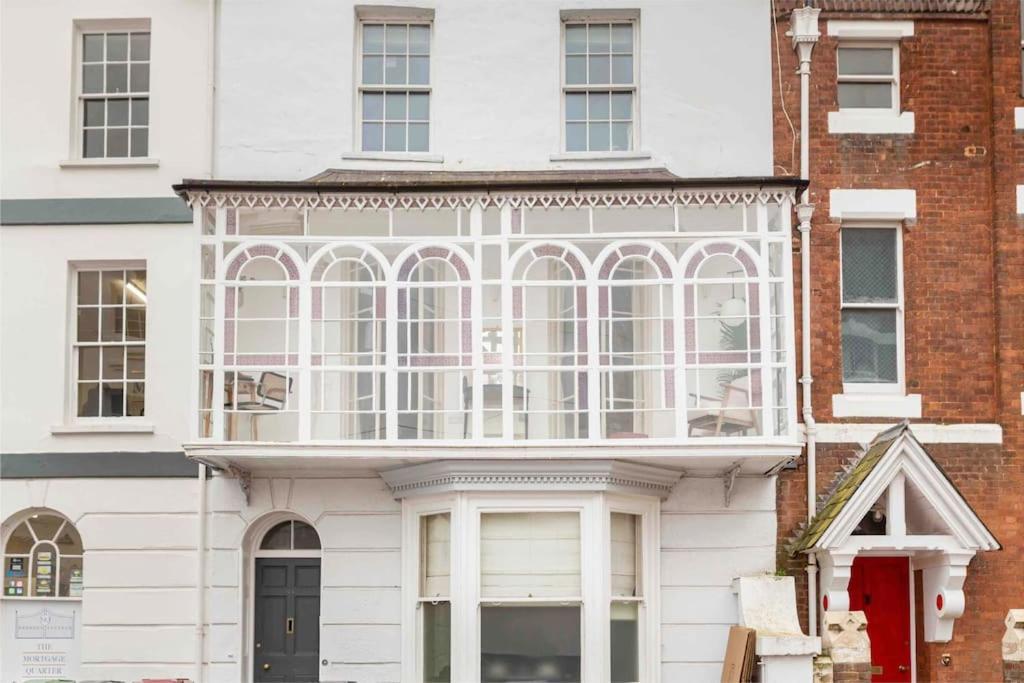 Beautiful Centre Flat With Free Parking Apartment Exeter