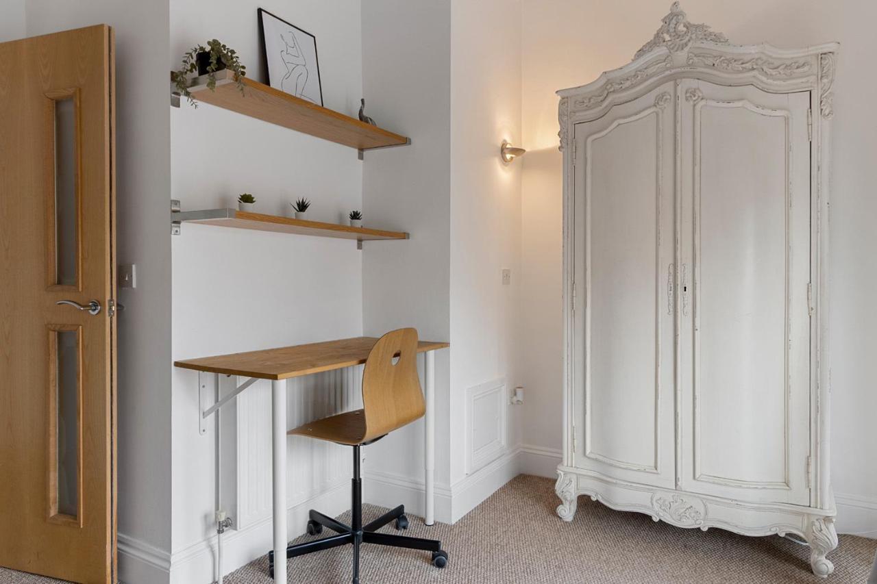 The Old Cooperage By Staytor Holiday home