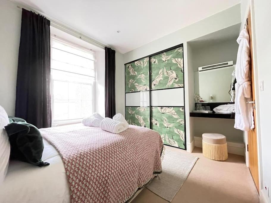 Beautiful Centre Flat With Free Parking