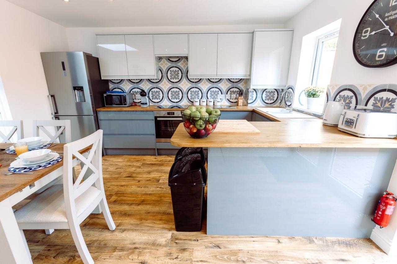 Holiday home Chute House 4 Bed House Private Garden Ccenter *