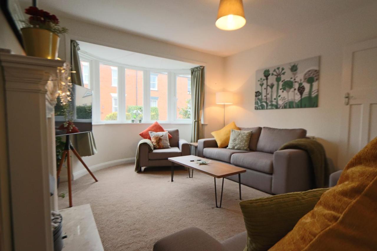 Causey Superb Comfy In By Staystay Casa de férias *