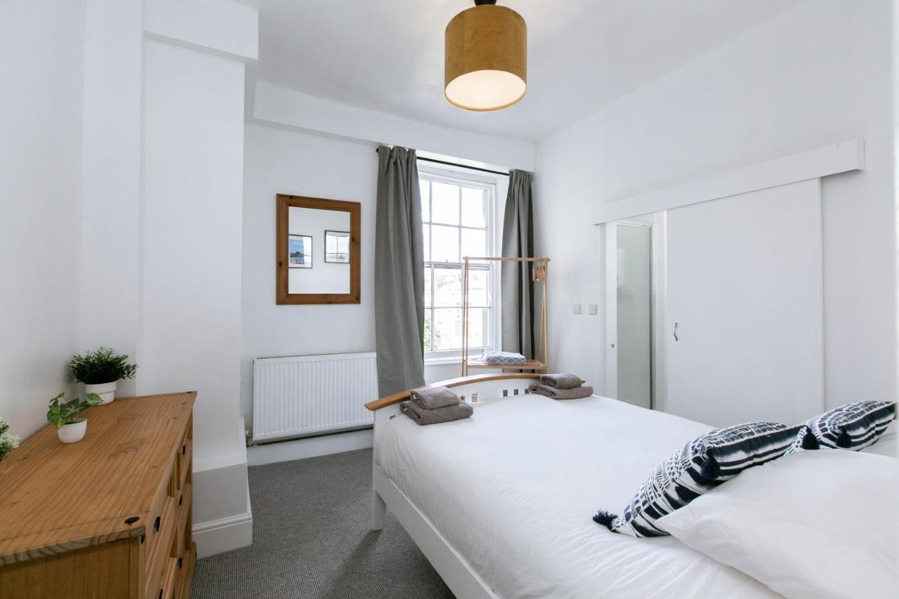 Peaceful Apartment, Private Parking, Long Prices, Close To Uni, Hosp, Centre * Exeter