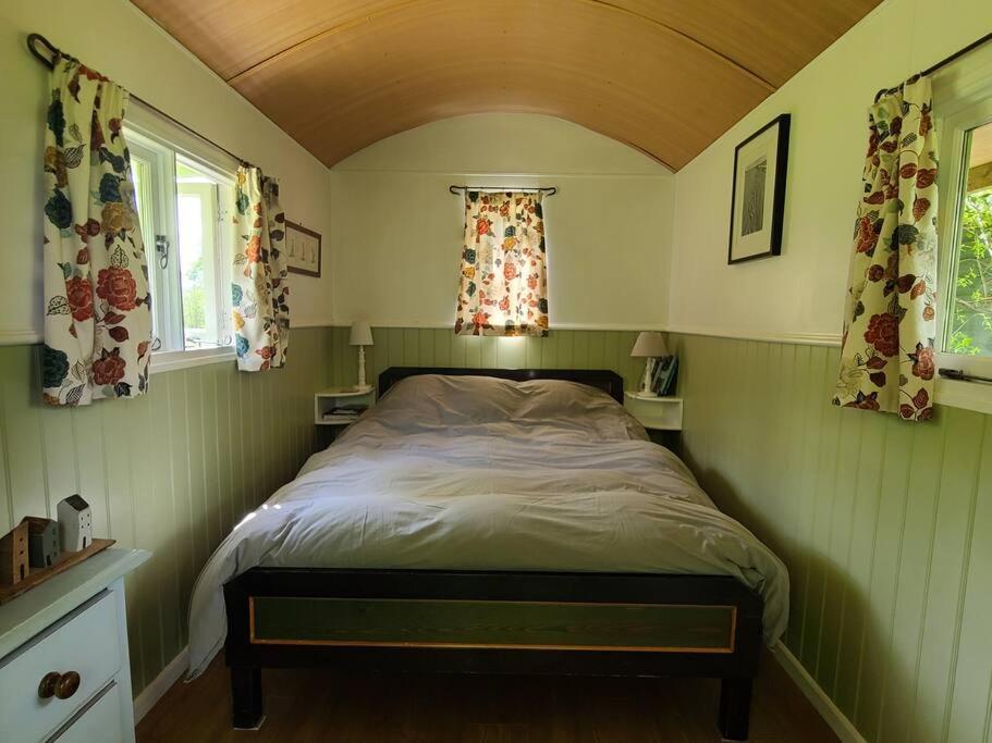 Apartment Penn Bergeyn Shepherd's Huts *