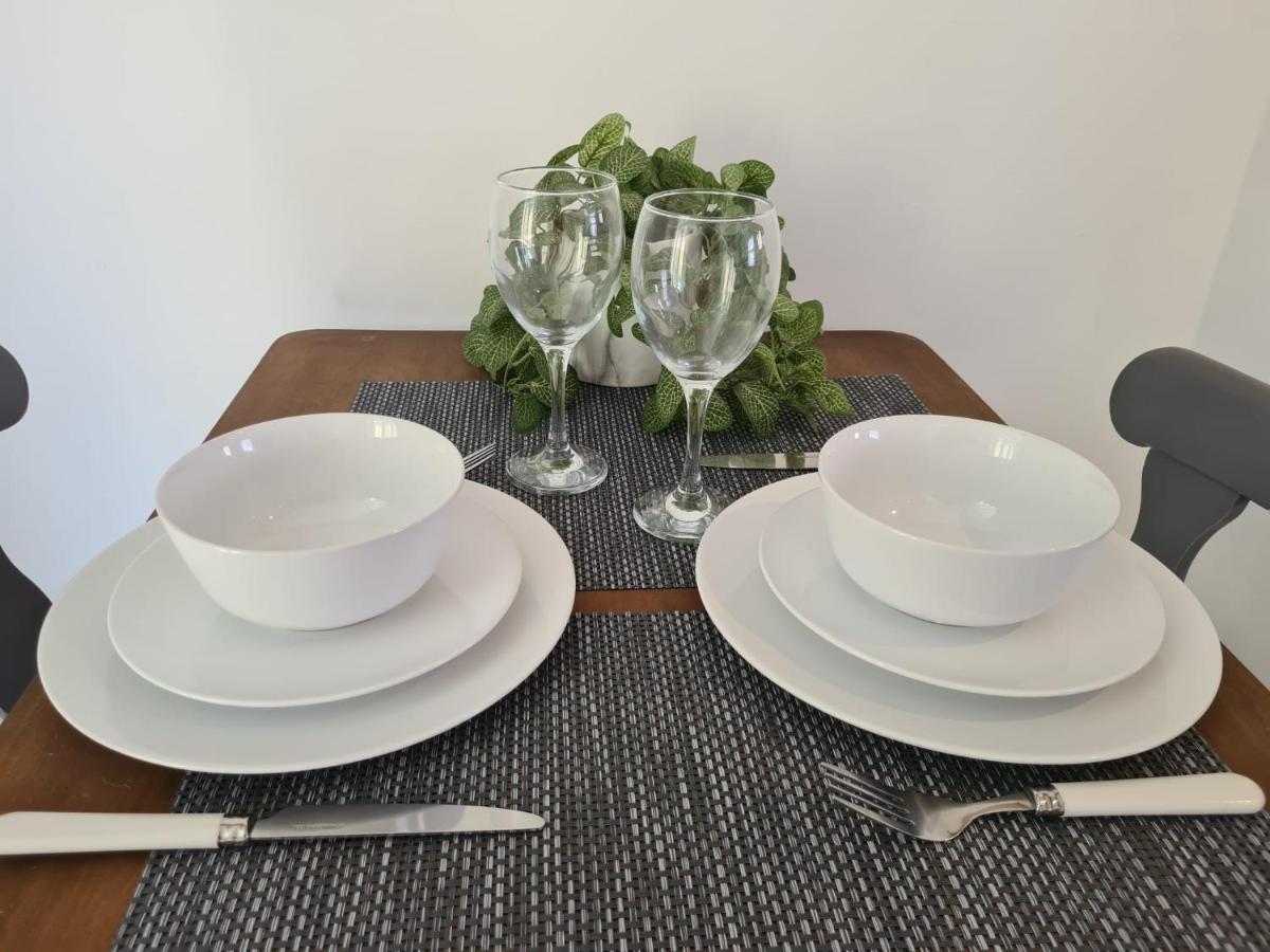Cosy For Work Or Leisure, Rd&e 20min Walk, Easy Access To City Centre * Exeter