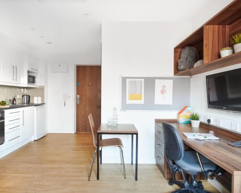 Apartamento Zeni Exeter