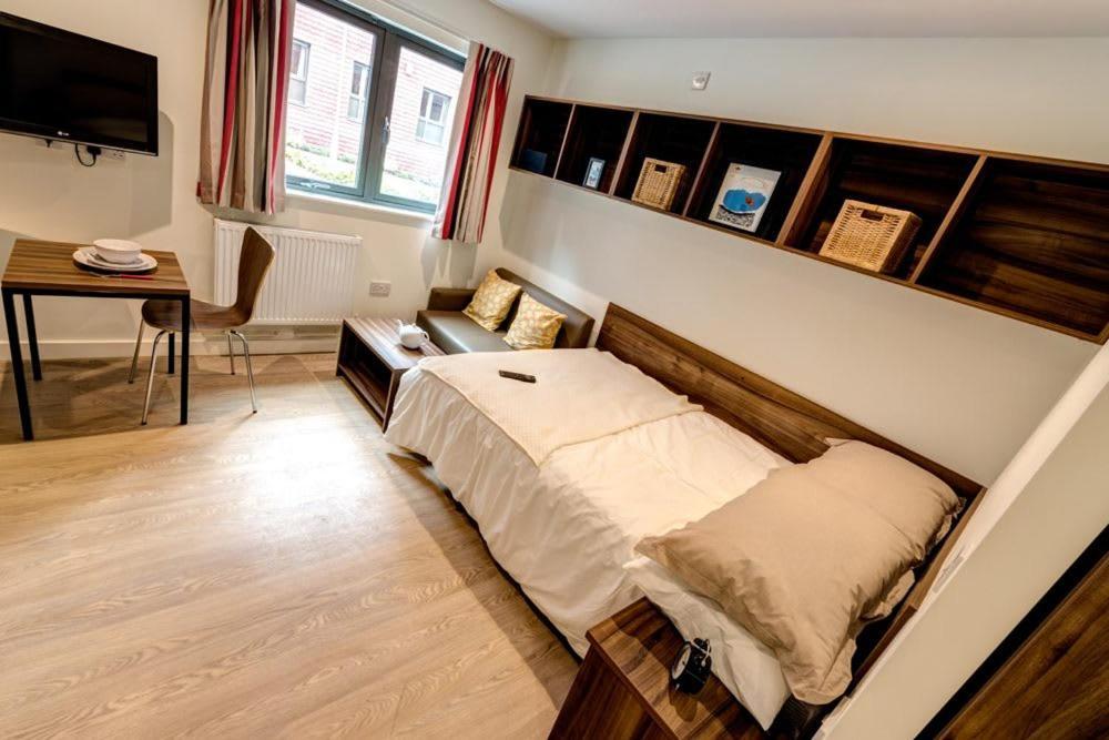 Apartamento Zeni Exeter