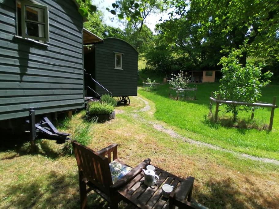 Apartment Penn Bergeyn Shepherd's Huts