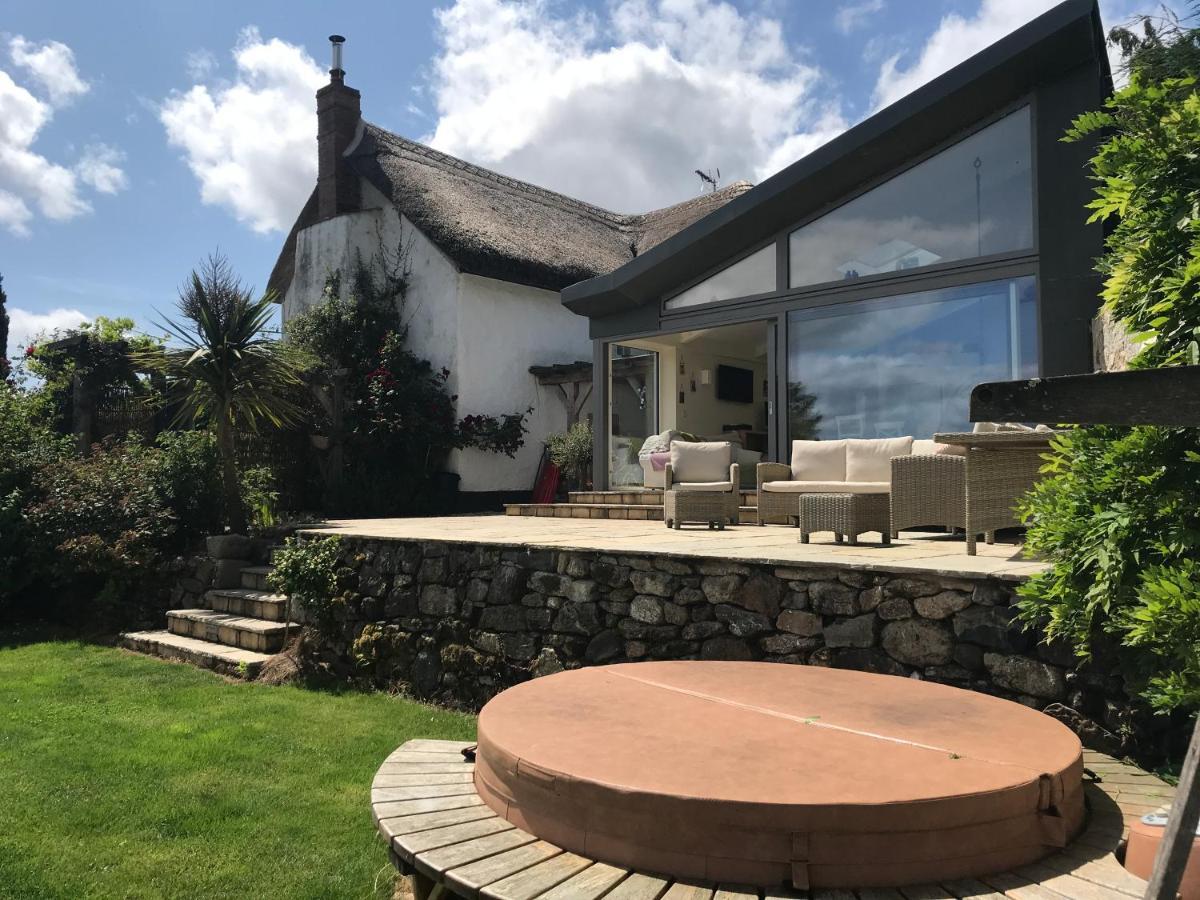 Holiday home Remote Thatch On Dartmoor With Hot Tub Exeter