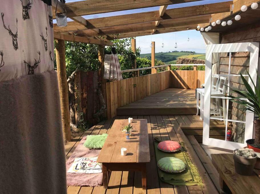 Casa de férias Rustic Lodge, Stunning Views & Star Gazing Bath