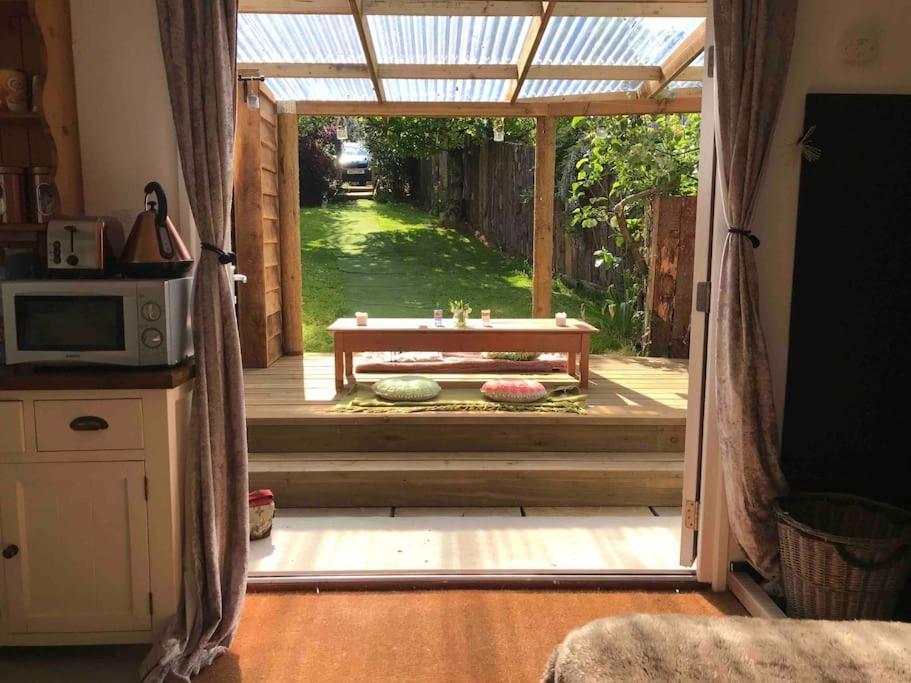 Rustic Lodge, Stunning Views & Star Gazing Bath Casa de férias Exeter