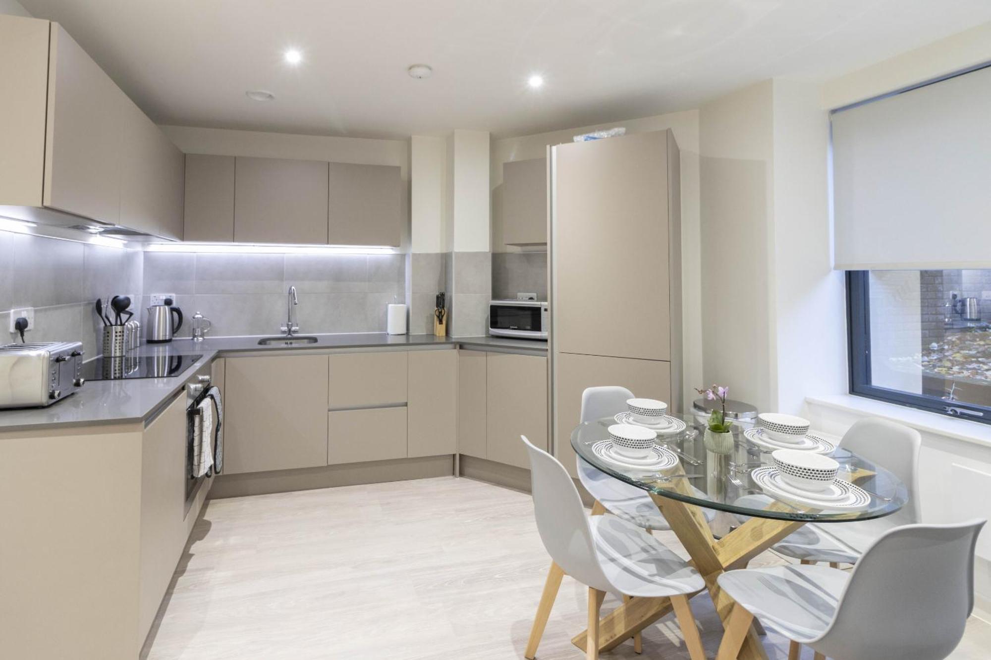 Linacre 1&2 - One And Two Bed Flat Behind The Cathedral With Free Parking And Fast Wifi Exeter