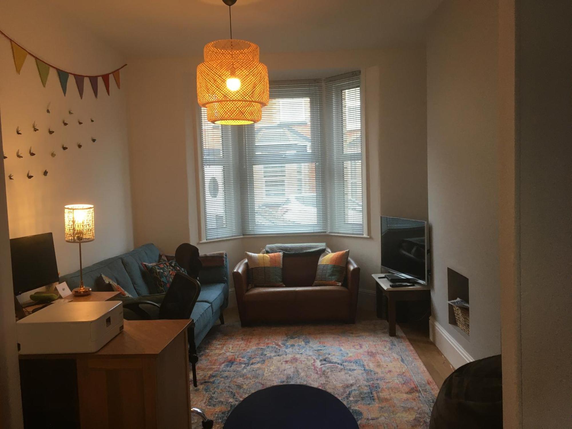 3 Bedroom Victorian House Close To Centre Apartment
