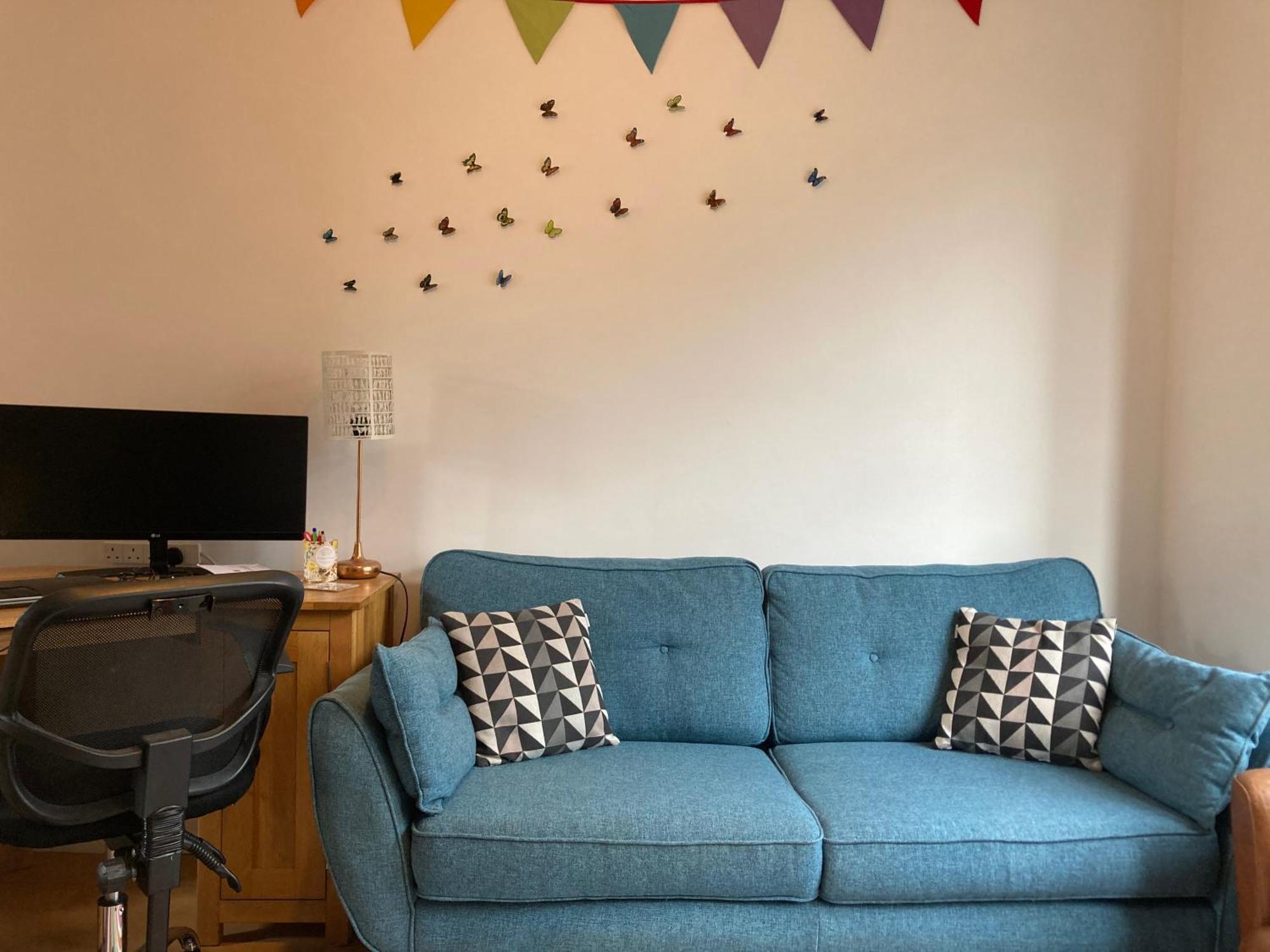 Apartment 3 Bedroom Victorian House Close To Centre *