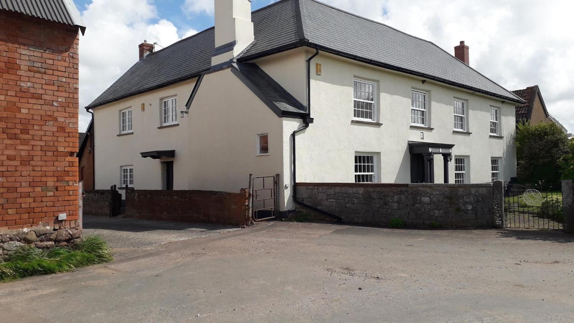 Courtbrook Farm * Exeter