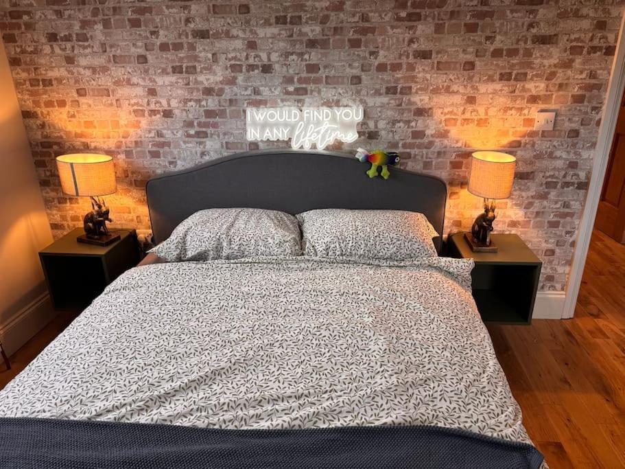 The Coach House Apartment *