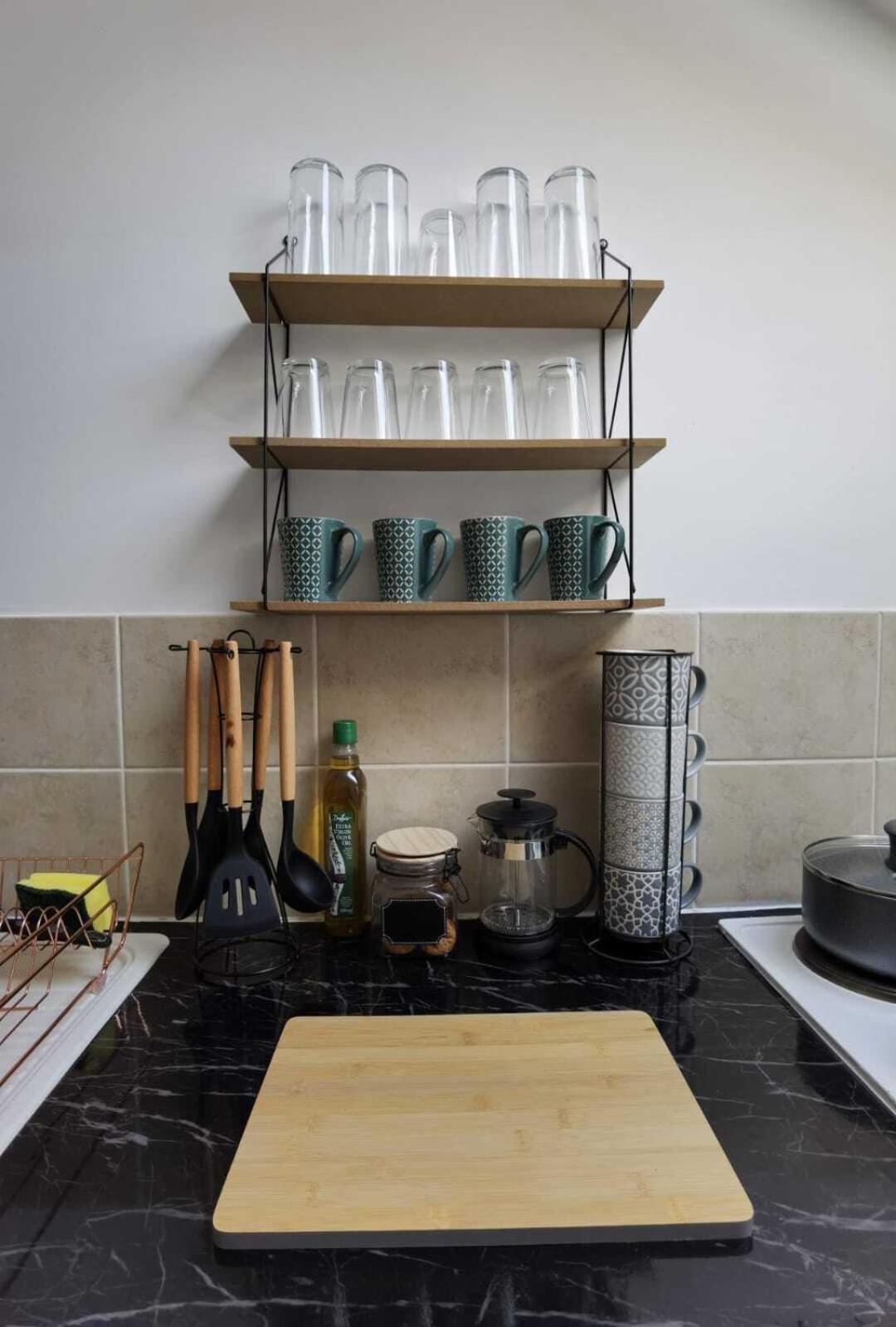 Apartment Raleigh Ff&tf - 1 Bed Georgian Flat In The Centre Of Exeter, Free Parking With Wifi *