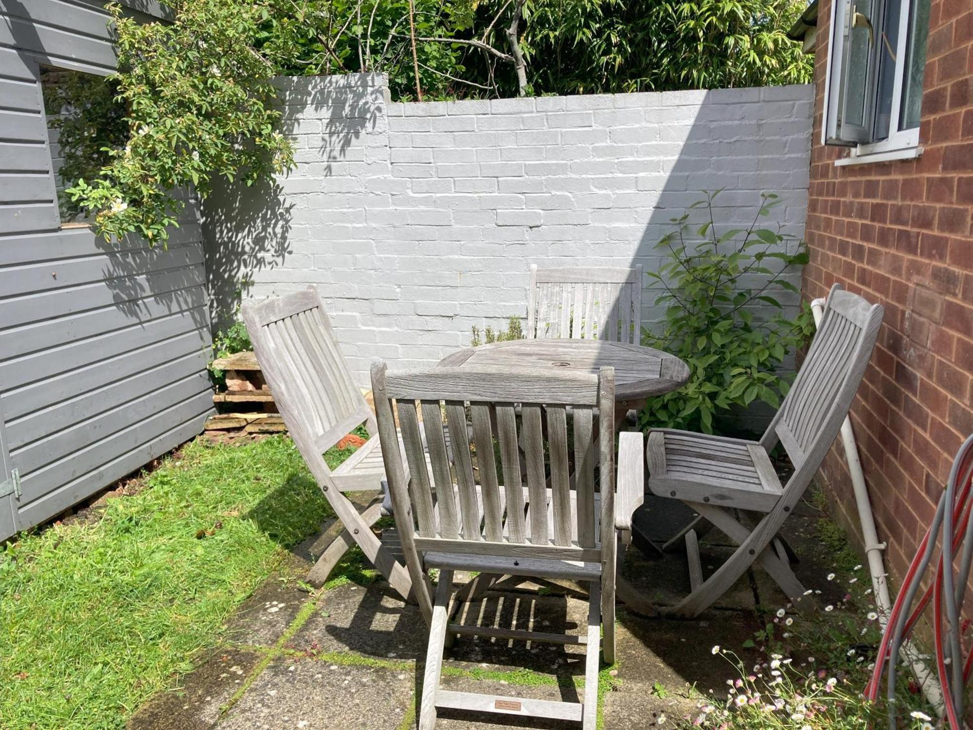 Apartment 3 Bedroom Victorian House Close To Centre