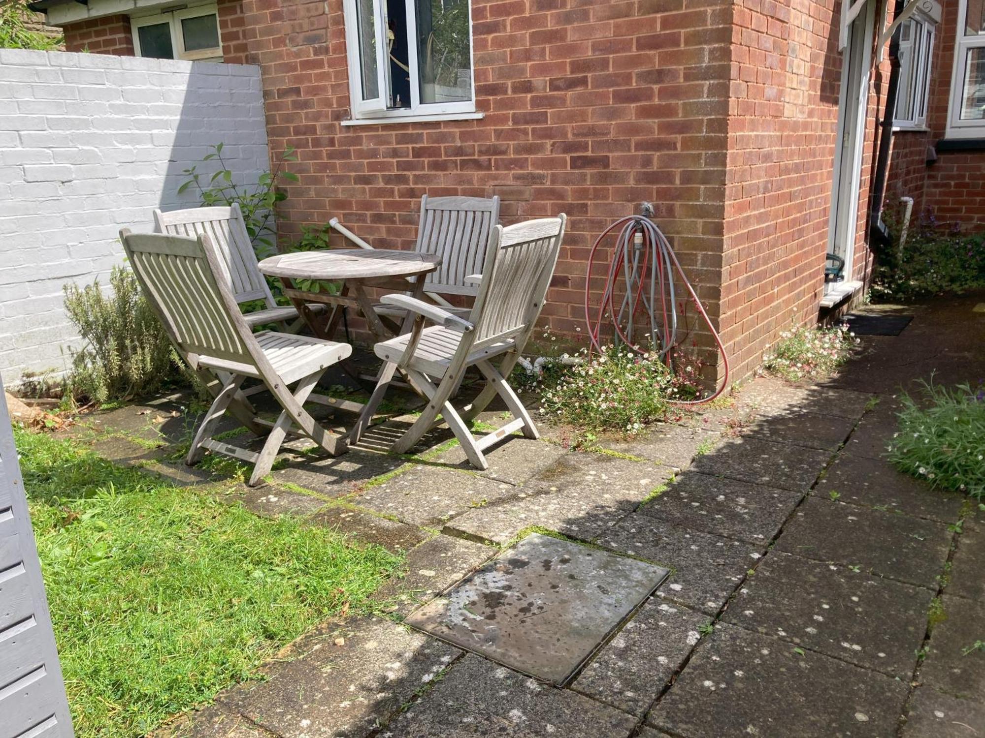 3 Bedroom Victorian House Close To Centre *
