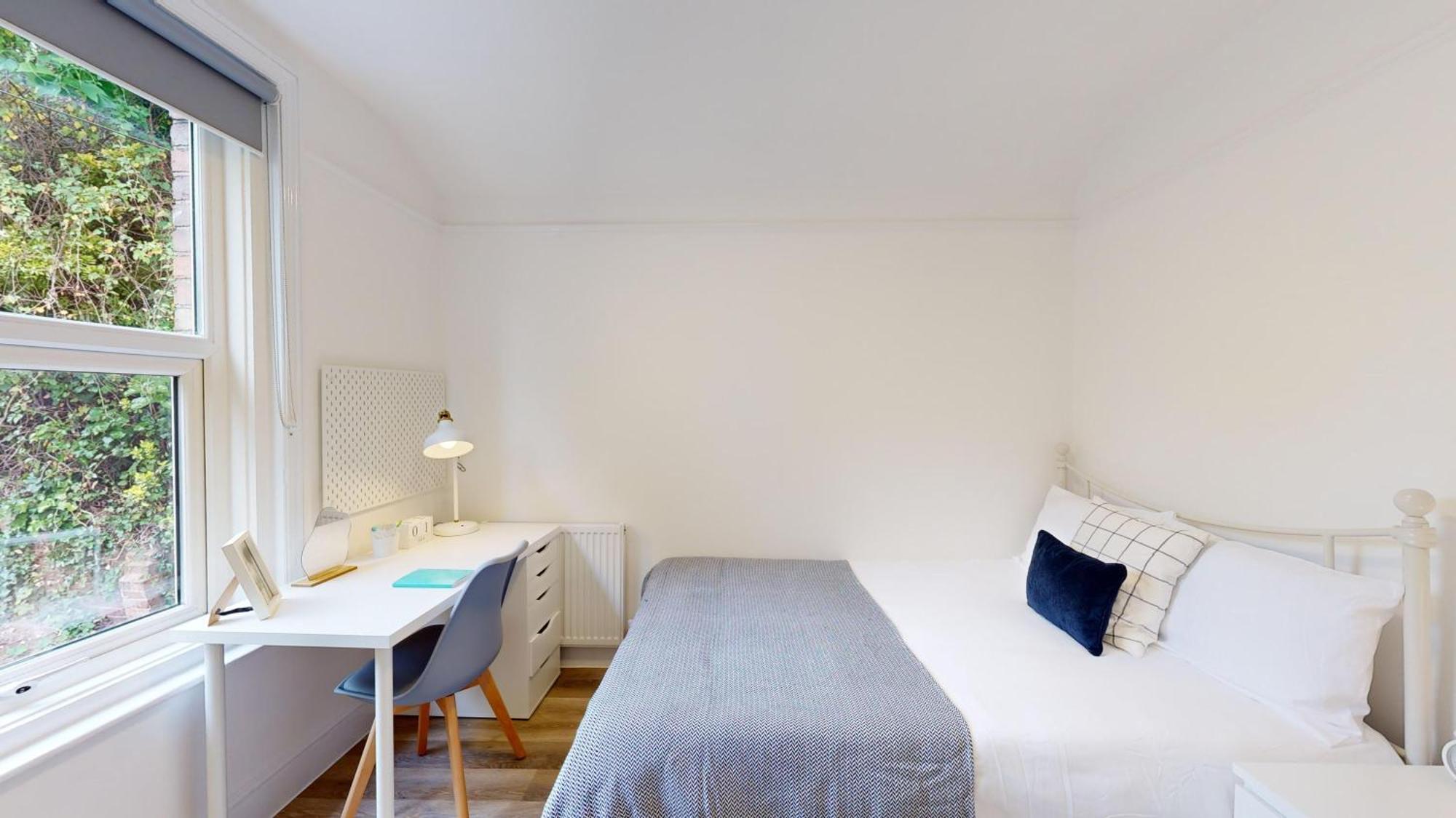Apartment Spacious 7-bedroom Exeter