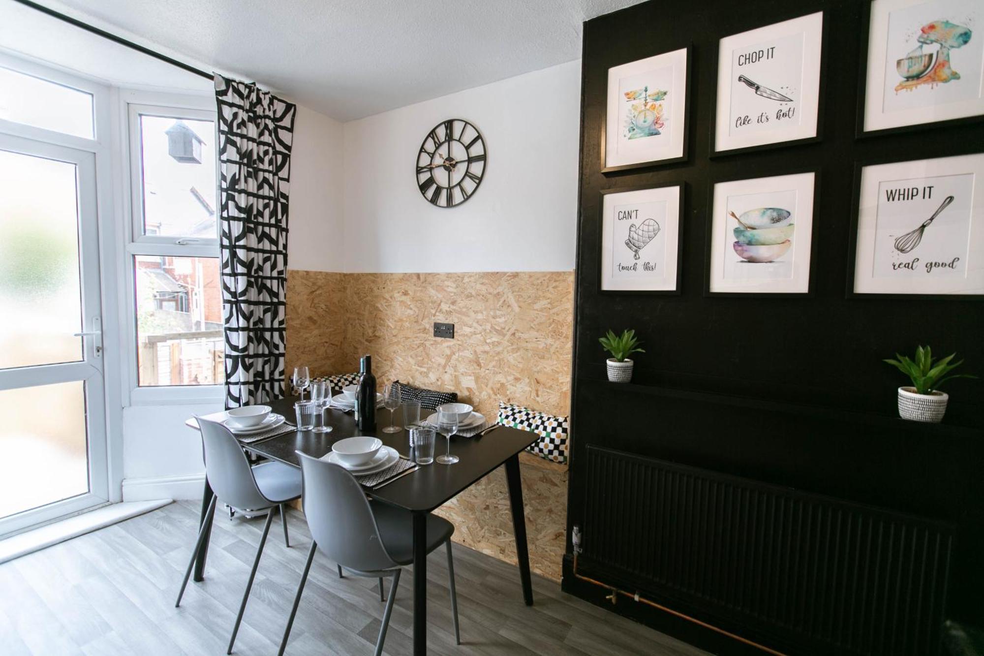 Sleeps 6, Parking, Smart Tv, Garden, Contact For Discounted Prices * Exeter
