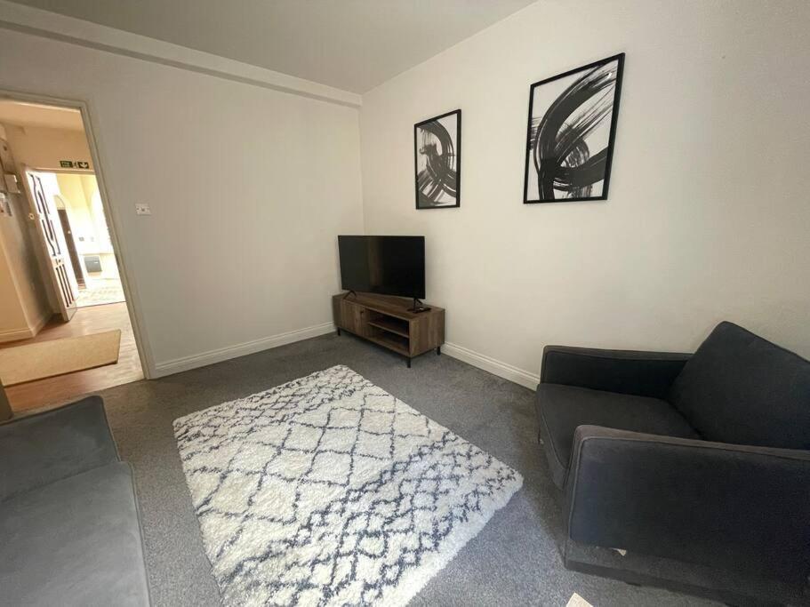 Apartamento 2 The Courtyard - For Business, Leisure Or Relocation Exeter