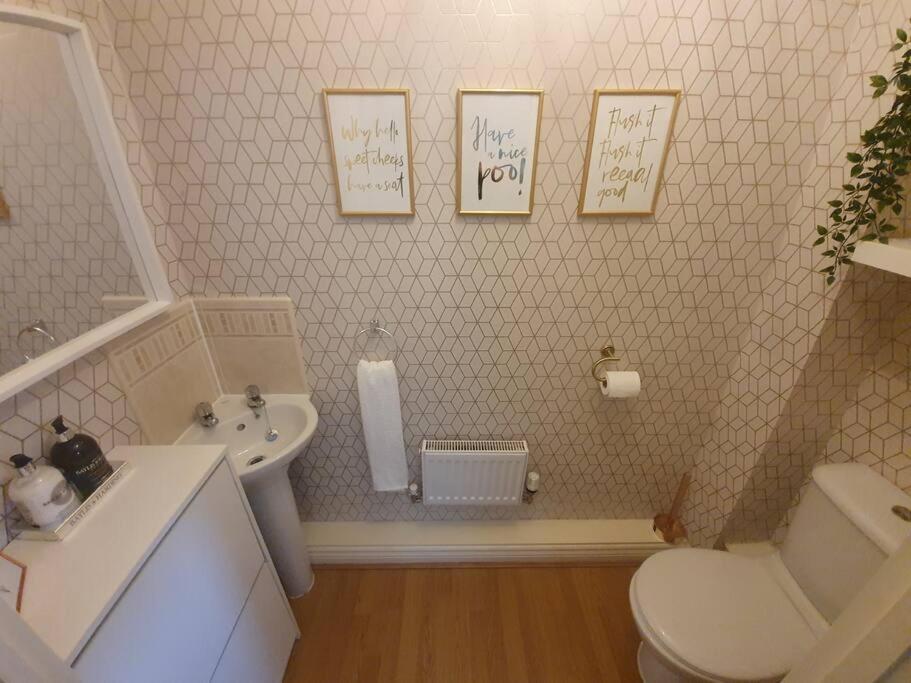 Hébergement de vacances Classy Family House-gym-free Parking-train Station *