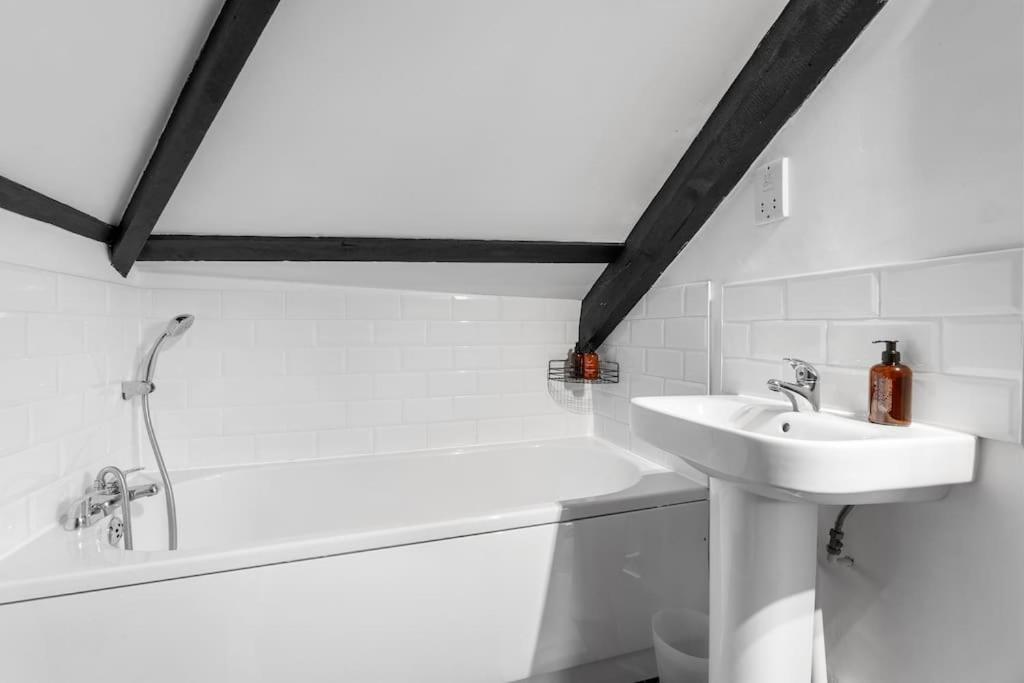 1a The Courtyard, Apartamento *
