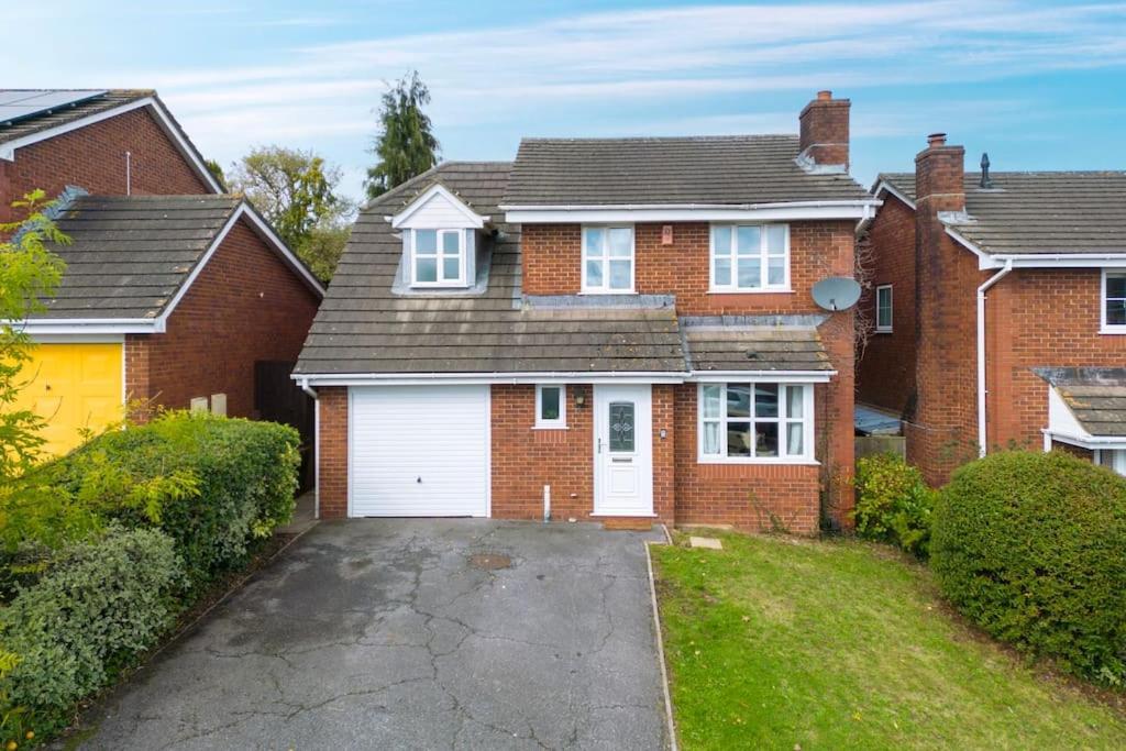 Veitch Gardens - Perfect Spot To Explore Holiday home Exeter