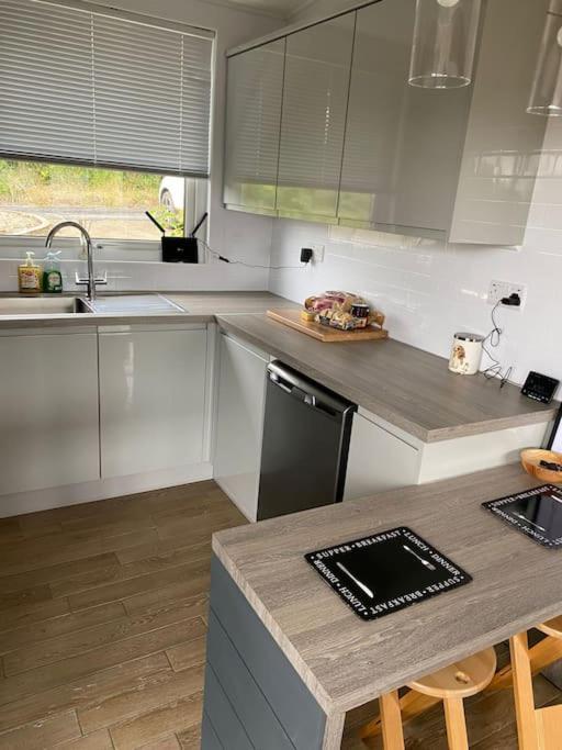 Cosy North Devon Within Hartland Forest Holiday home Exeter