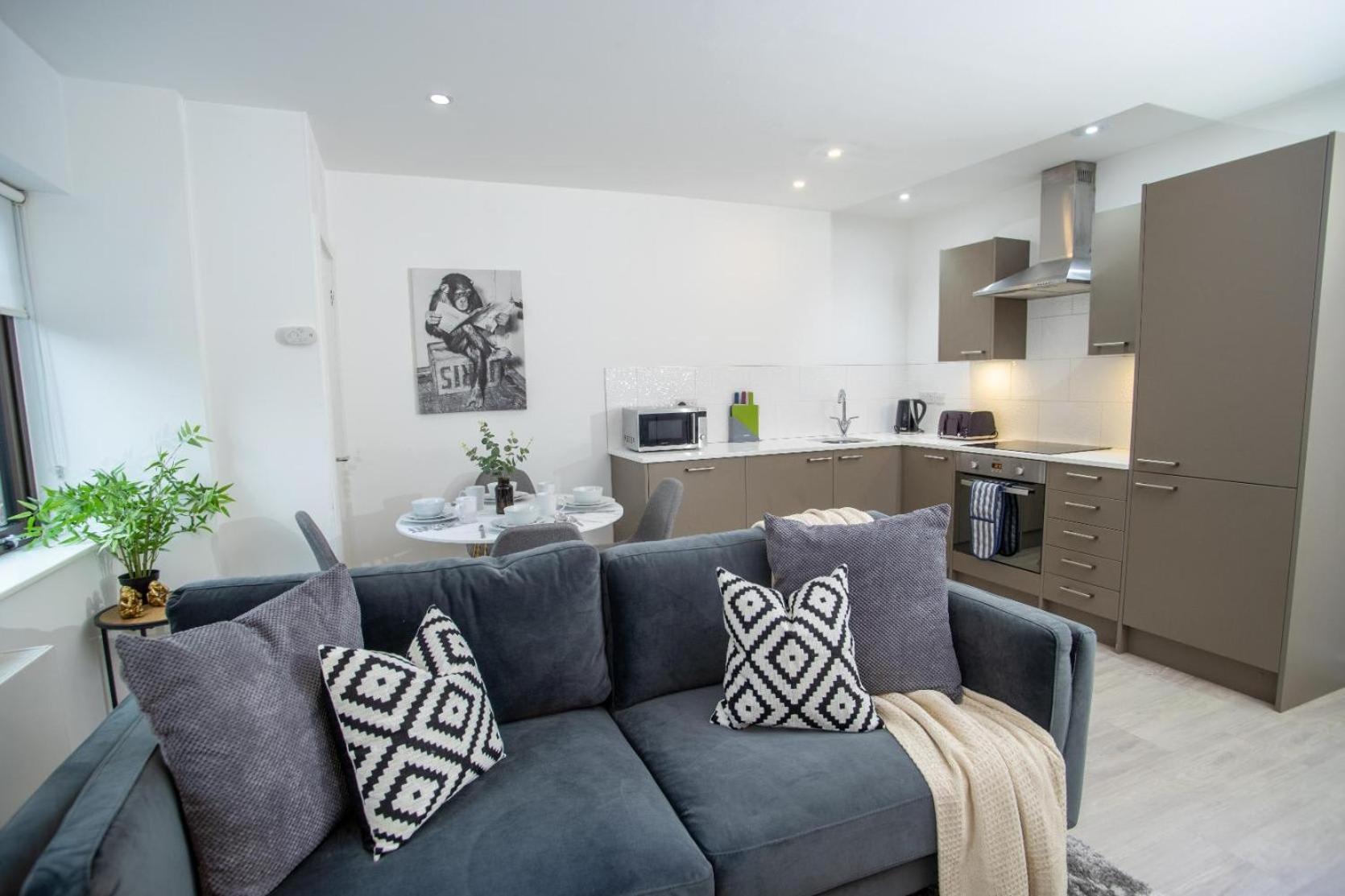 Apartment Two Bedroom In The Heart Of