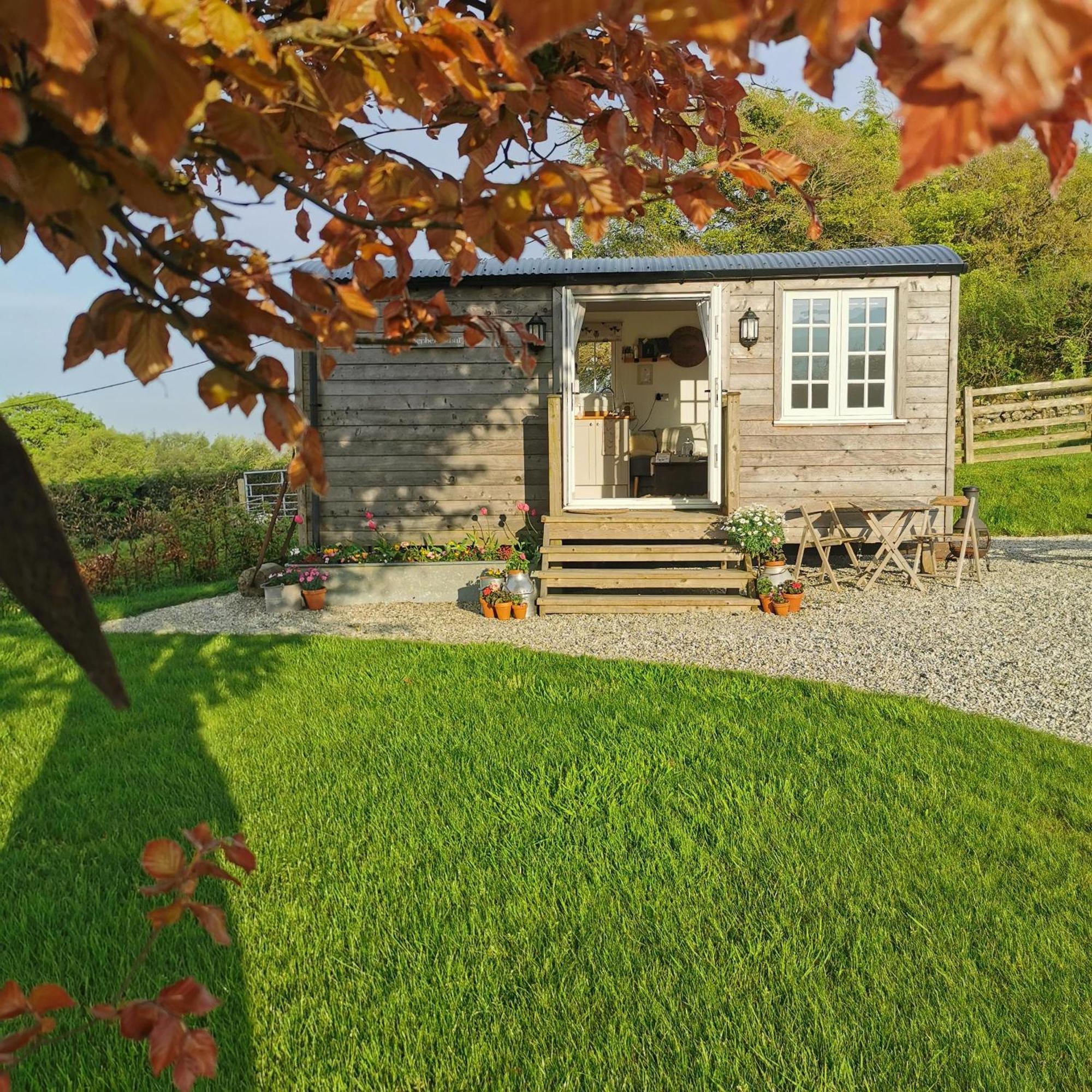 Elvan Farm Shepherd's Hut Holiday home