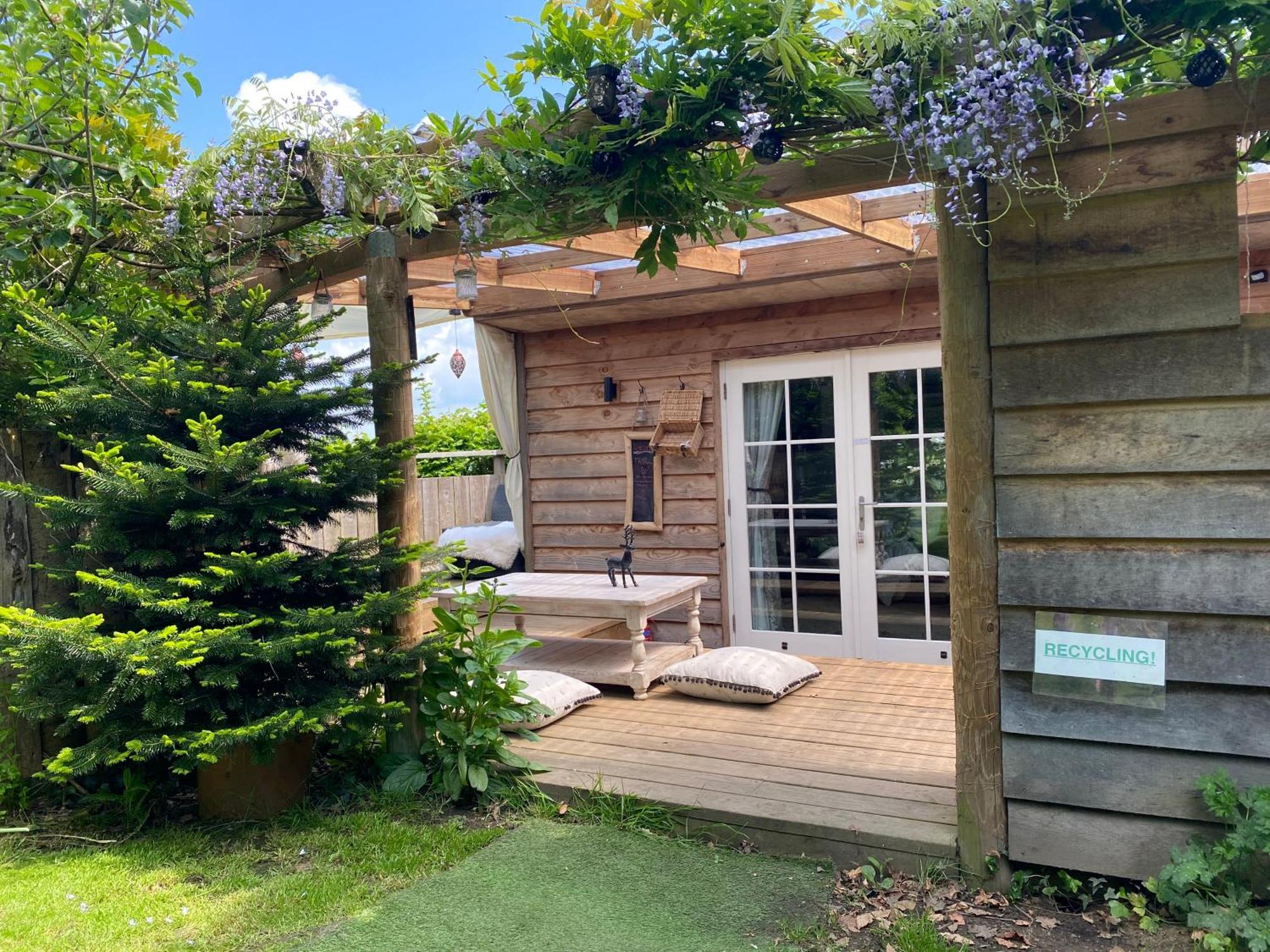 Rustic Lodge, Stunning Views & Star Gazing Bath