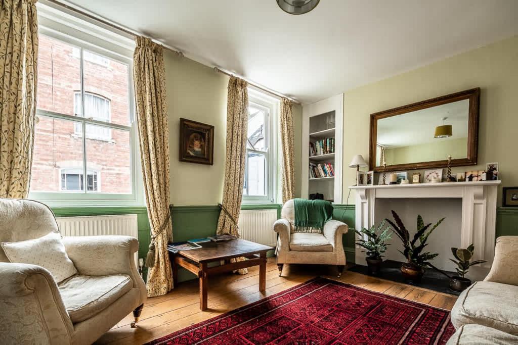 Grand Sleeps 6 - Short Uk Ltd Casa de férias Exeter