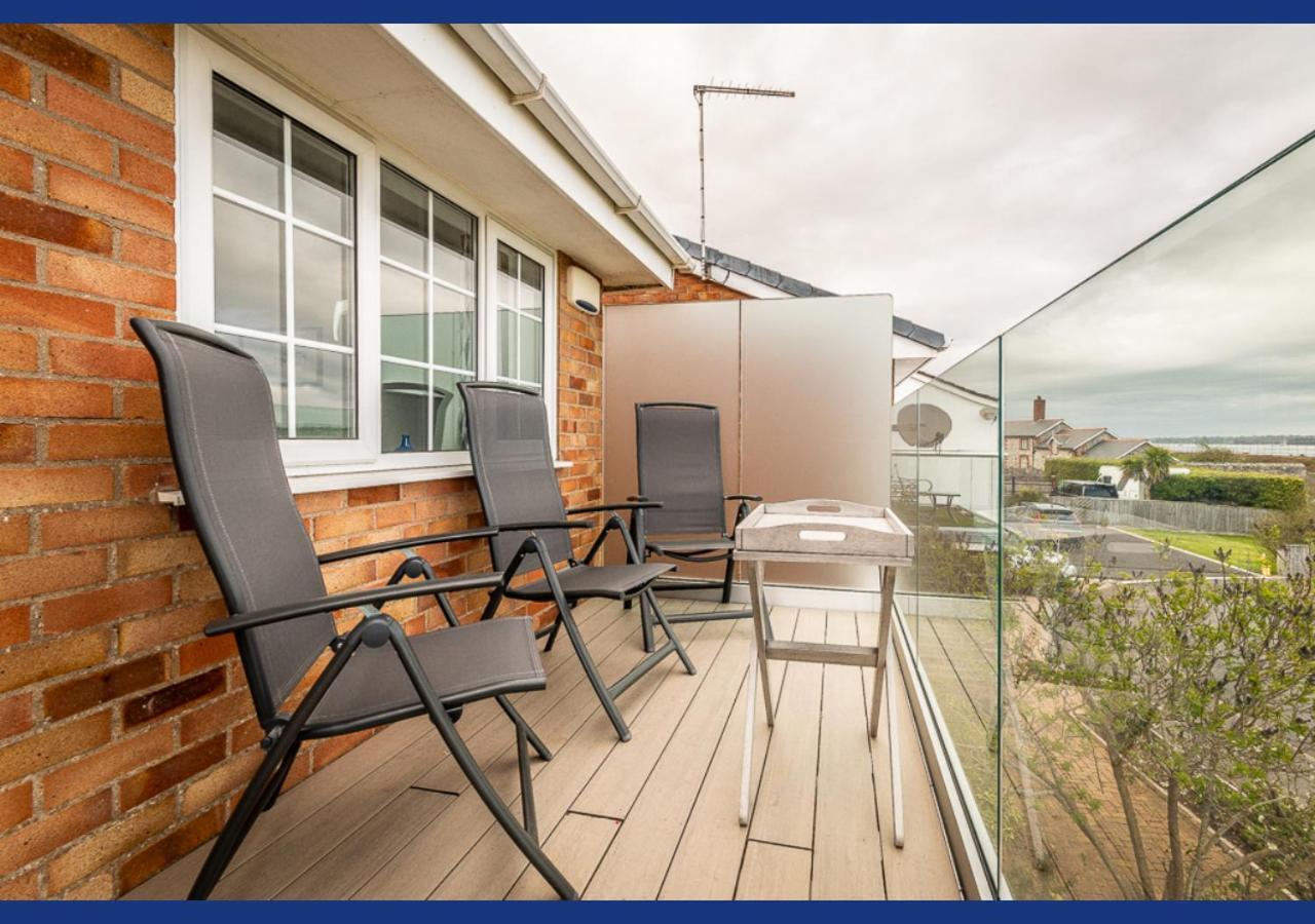 4 Bed Retreat With Balcony & Estuary Views Casa de férias *