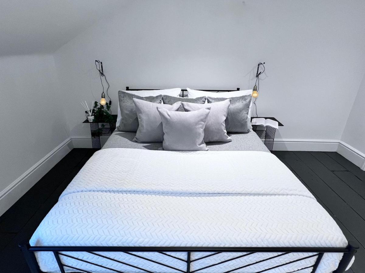 Exquisite Period House, Heart Of Exeter, Parking Exeter