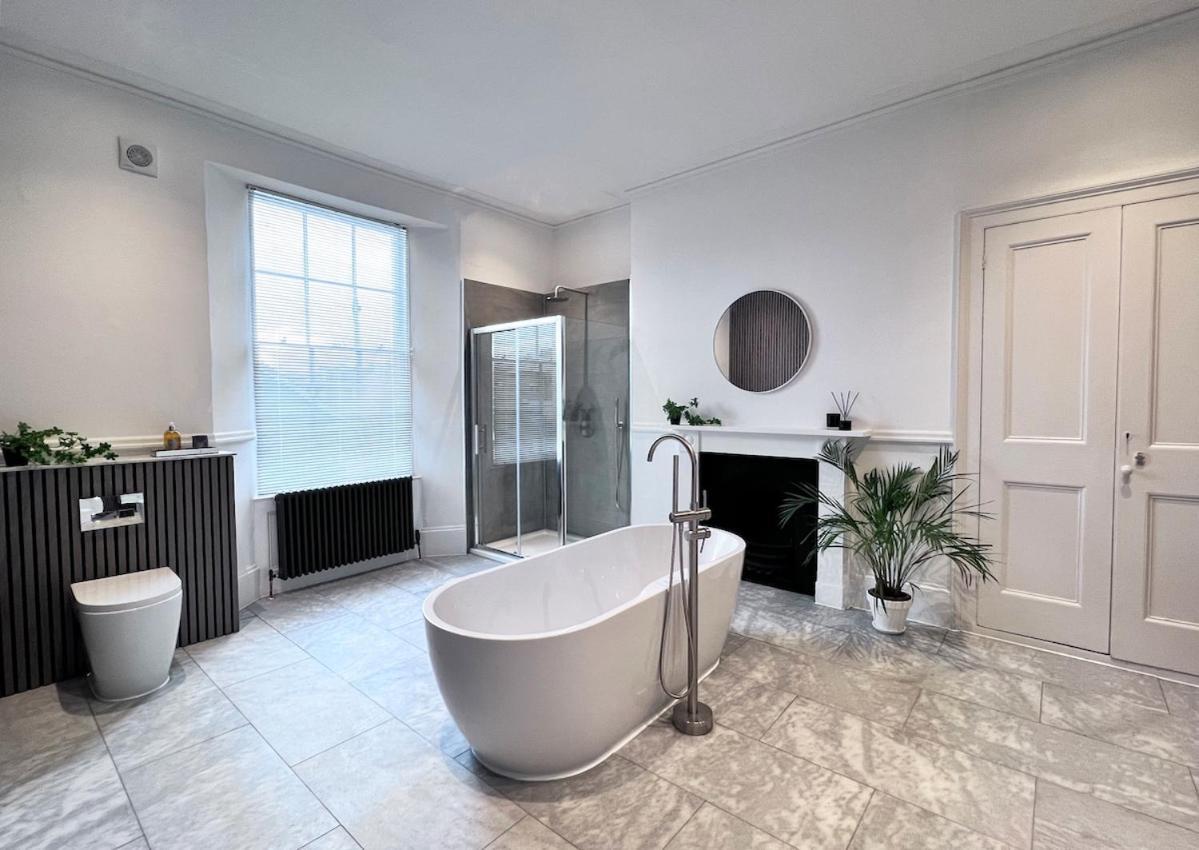 Exquisite Period House, Heart Of Exeter, Parking Holiday home Exeter
