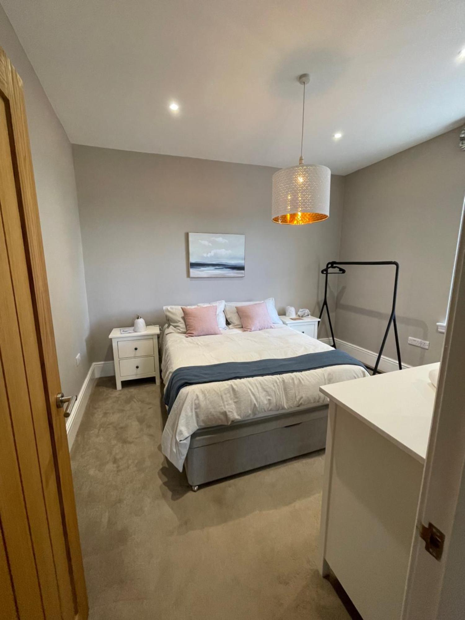 Nomi Homes - New - The Coffers - Budleigh Salterton - Exmouth - - Sleeps 4 Apartment *